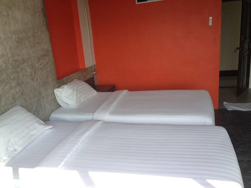 Pornsiri Hotel Sisaket ภายนอก รูปภาพ